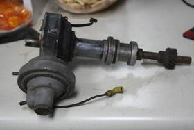 D0af-12127-t Autolite 1970 Ford V-8 Points Distributor #d0af-12127-t 2 Vacum Ports