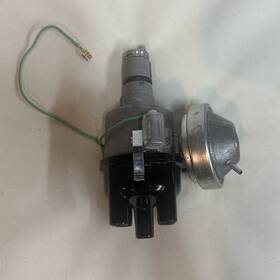 0231081570 Bosch Distributor Vw Beetle/t2 1600-1800cc Engine With Vacuum Ignition 66-1974