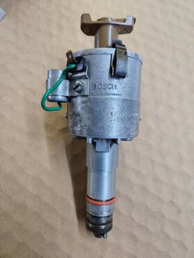 0231177001 Bosch D-jetronic Electronic Ignition Distributor V. Good Condition