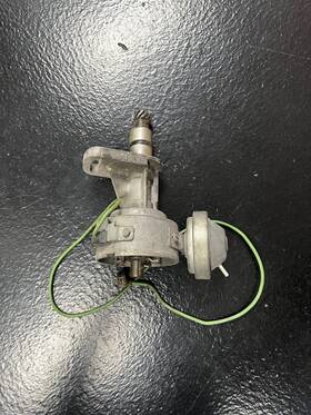 0237404006 Bosch Mercedes W107 R107 W126 W116 M117 Distributor And Cap