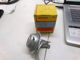 1237122341 Bosch Vacuum Cell Ignition Distributor - Bosch- Nla- Nos- Rare