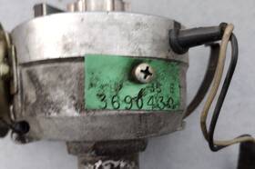 3690430 Chrysler 273/360 Mopar Electronic Distributor