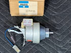 3514329 Chrysler Parts Nos Mopar 1970 Fury Monaco Imp. 440 Distributor Vacuum Control