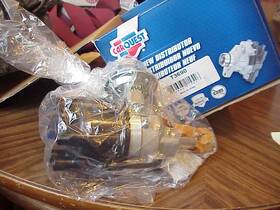 T3690 Chrysler New Mopar Slant 6 Cyl Distributor 1973-1987 Excellent Boxed Advance Auto