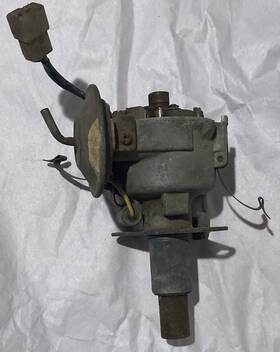 D410-68 Datsun Distributor For Nissan 1977 - Used Condition
