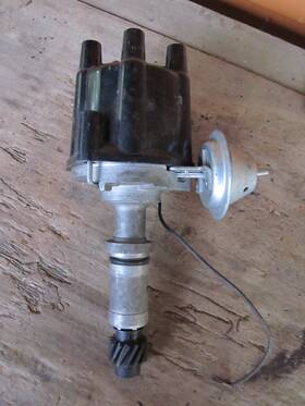 1110320 Delco-remy Nos Gm Distributor # Date 2 H 10 Chevrolet Inline 6 Cylinder