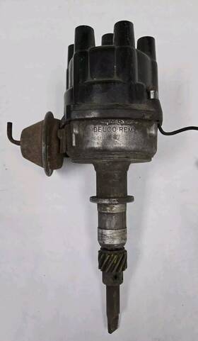 1110467 Delco-remy Vintage Distributor