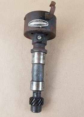 1110843 Delco Remy Vintage 1951-52-53-54-55 Oldsmobile V-8 Distributor
