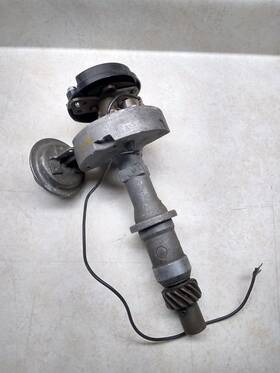1112068 Delco Remy Vtg Used Delco-remy Distributor # Pontiac V8 Date 0f16 Usa