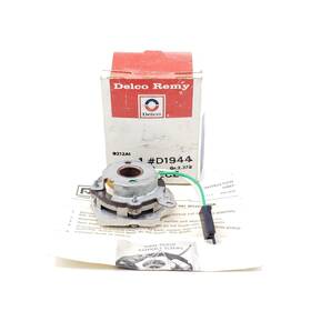 1976925 Delco Remy D1944 Distributor Pickup Coil Pole Piece Oem Gm Pontiac Nos