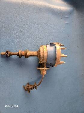 606-01940 Ford 81 82 Crown Victoria Distributor 8-302 5.0l
