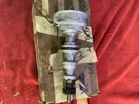 C0az-12127-l Ford Nos Fe 427 Ci Dual Point Distributor