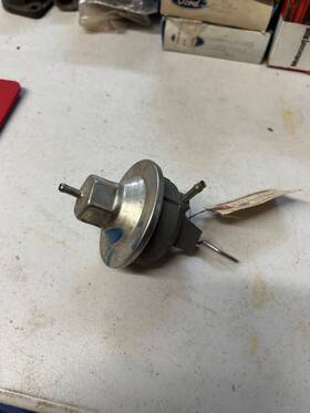 D7tz-12370-b Ford Nos Truck Vacuum Advance Dd780 1977-79