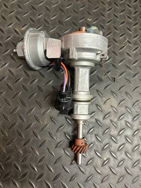 D9ae-12127-ta Ford Nos 1974-77 Bronco 1982-85 Mustang 5.0l 302ci V8 Distributor