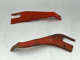 392963 General Motors 1968-1974 Chevrolet Corvette Distributor Shield Brackets Supports Braces Pair