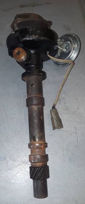 1111267 Gm Iron Tach Drive Transistor Distributor