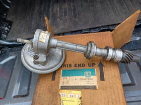 7849302 Gm Engine Distributor Assembly With Vacuum Advance