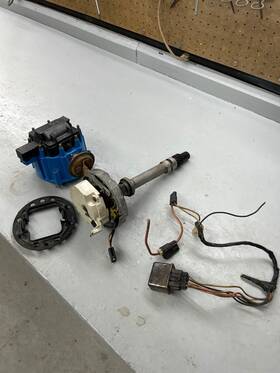 1103420 Gmc 1979-1986 C Series Suburban Distributor Date 3l9