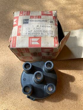 94021067 Isuzu Motors Limited Vintage Oem / Gm Ign. Distributor Cap #94021067 Nos Factory Packaging