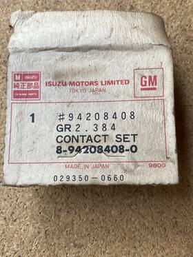 94208408 Isuzu Motors Limited Vintage Oem / Gm Ignition Contact Set #94208408 Nos Factory Packaging