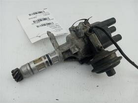 606-58671 Japanese Chrysler Distributor Thru 10/31/86 With Vacuum Advance Fits 85-87 Vista