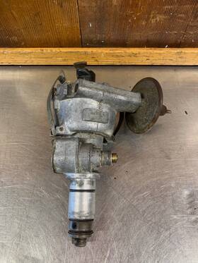41385a Lucas 41385 Triumph Tr6 Original 22d Distributor #41385a 2 72. For Parts. T8600