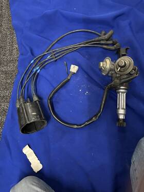 79-rx7 Mazda 1979 Rx7 Points Style Distributor Ignites