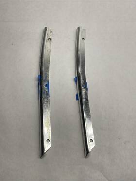 117285224 Mercedes-benz Right Chrome Door Trim W111 280se Coupe/cabriolet