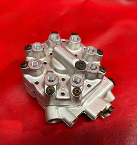 A0438100088 Mercedes-benz 81-85 380sl Fuel Injection Distribution Distributor 438 100 088