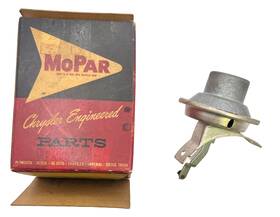 1881948 Mopar New Old Stock Distributor Vacuum Advance Control 1960-61 Lancer/valiant #1881948