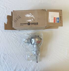 2875797 Mopar Nos 1969 318 Points Distributor Auto Manual Charger Dart Barracuda Coronet