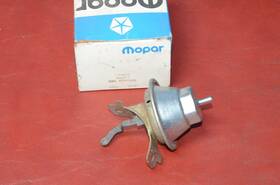 3656677 Mopar Nos 1972-1979 Dodge Truck Distributor Vacuum Advance With 318 Sb V8