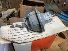 D7tz-12370-c Motorcraft Dd-782 Distributor Vacuum Advance Control -