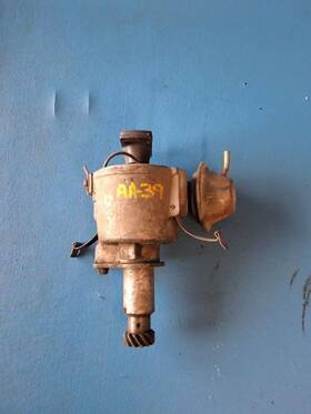 606-51390 Nissan 76 Datsun B210 Distributor Federal Emissions Manual Trans 3742