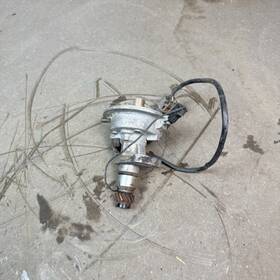 22100-21p00 Nissan D7304 D5704 1986-1988 300zx Vg30 Vg30t Hitachi Distributor