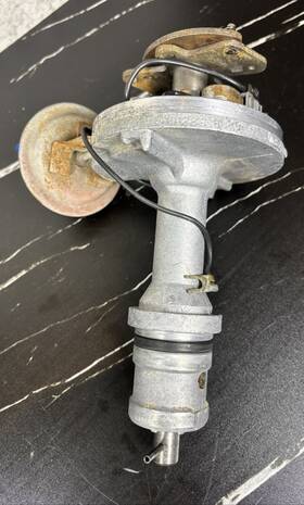 1111288 Oldsmobile 1111280 Vtg Delco 455 Distributor 8b20 - Feb 20 1968 Build Date