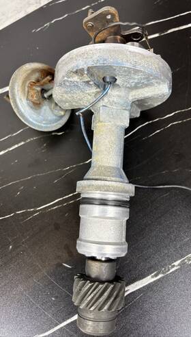 1112801 Oldsmobile Vtg Delco 455 Distributor 3c15 - March 15 1973 Build Date