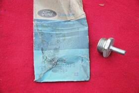 12a022 Original Ford 67 68 69 70 Mustang Nos Distributor Vacuum Advance Fitting C7az A