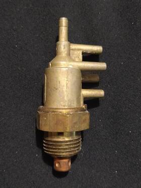 494817 Pontiac 1974 Firebird Trans Am Grand Prix Egr Ported Vacuum Switch