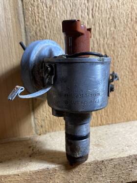 021905205j Volkswagen 606-51141 Bosch Distributor 68-70 Vw Bug Bus Ghia Oem 231 173 009